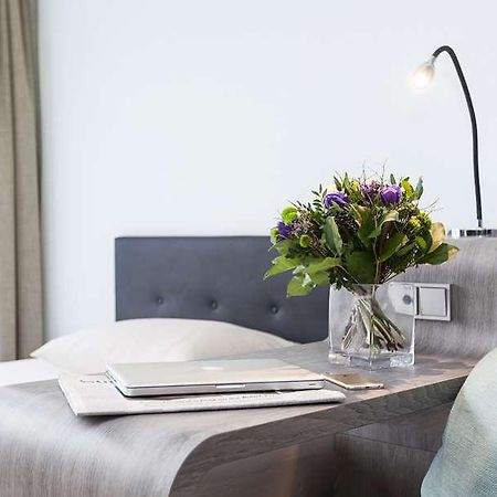 Derag Livinghotel Appartements Johann Wolfgang Francoforte sul Meno Esterno foto